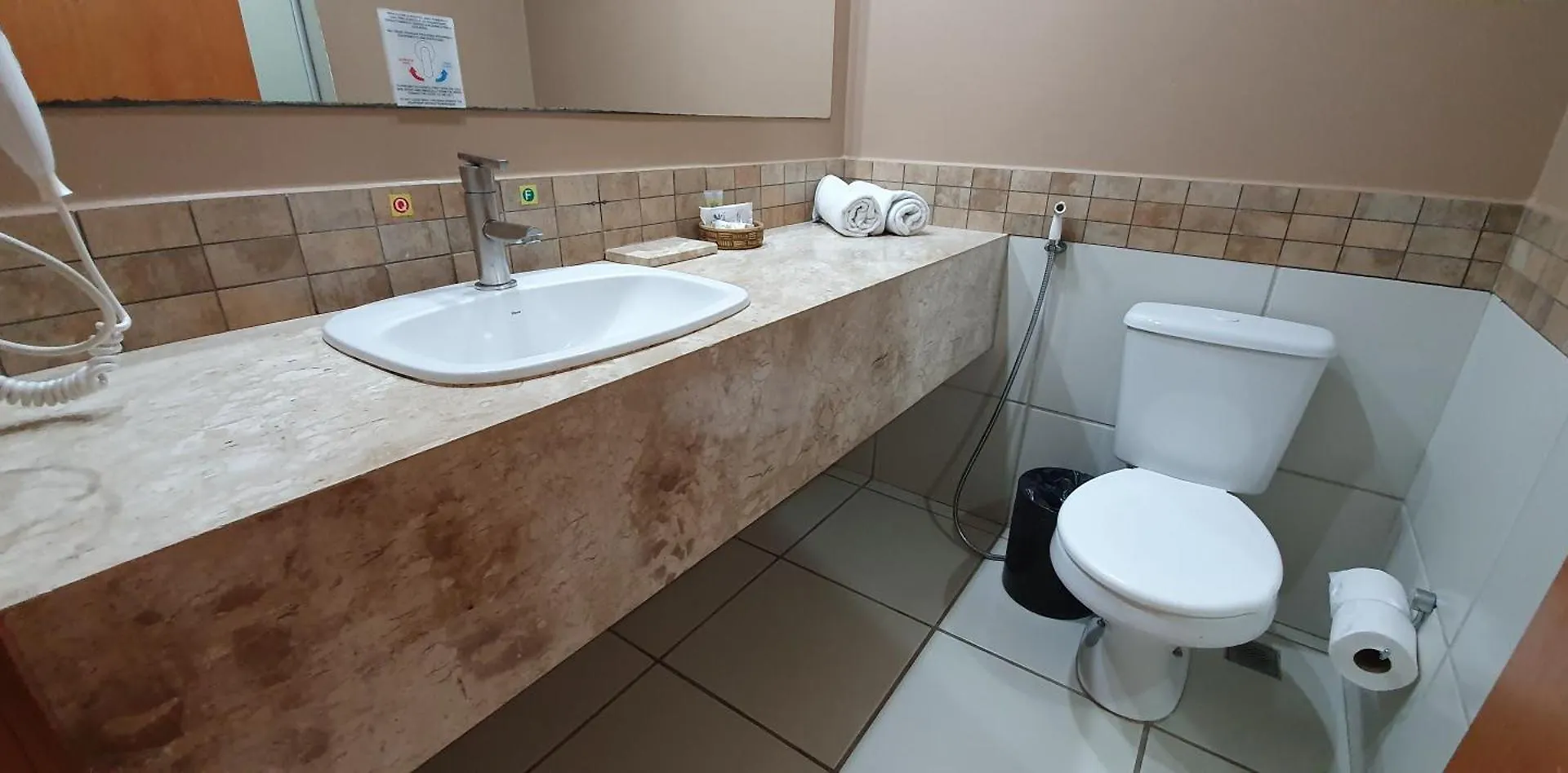 Resort Le Jardin Suites Luxo - Central De Reservas Caldas Novas