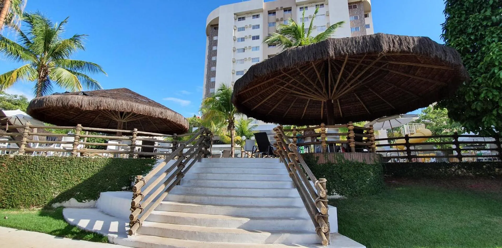 Resort Le Jardin Suites Luxo - Central De Reservas Caldas Novas
